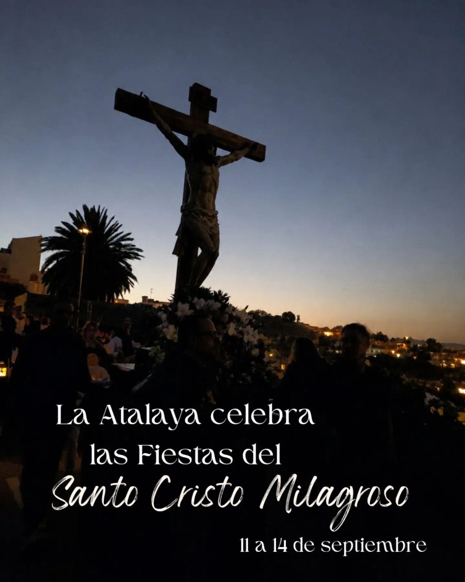 Procesión de Domingo con la Banda Isleña