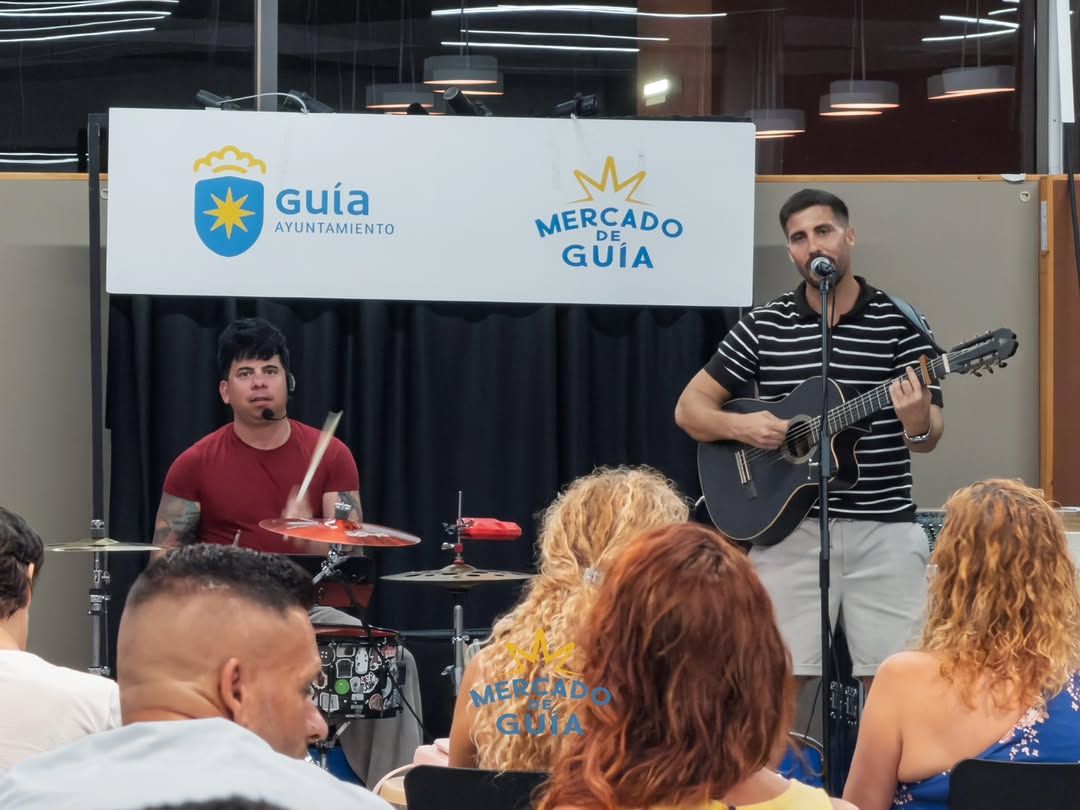 Música en directo con Taryn Álamo en el Gastromercado