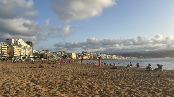 Fascial Maneuvers on Las Canteras Beach